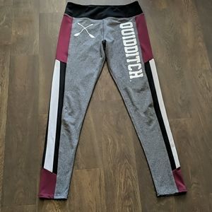 Hogwarts Quidditch workout leggings